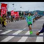 加拿大滑板运动员领先！冲刺终点线的简单介绍
