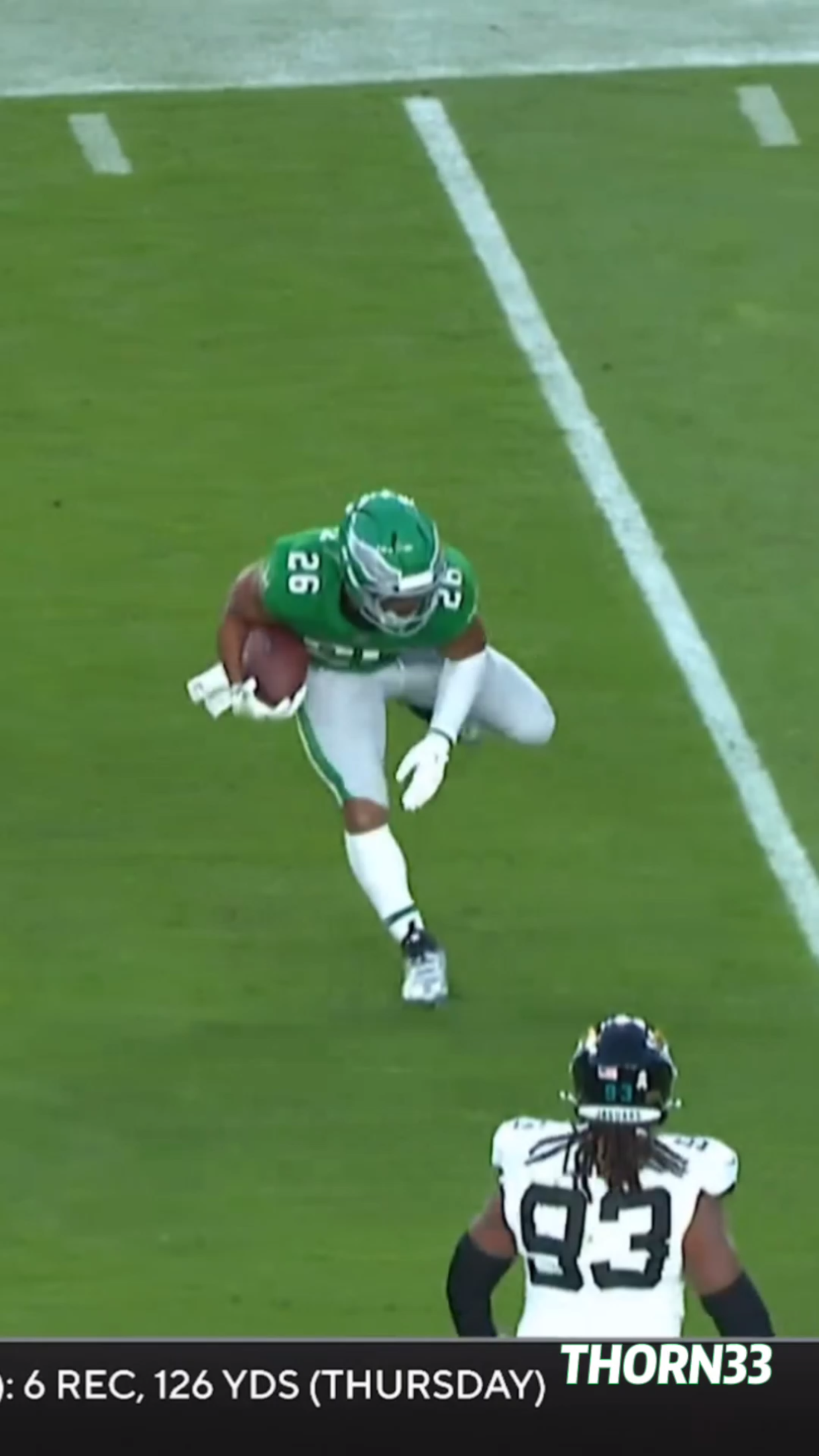 橄榄球战术调整奏效,成功扭转局势 橄榄球战术调整奏效,成功扭转局势