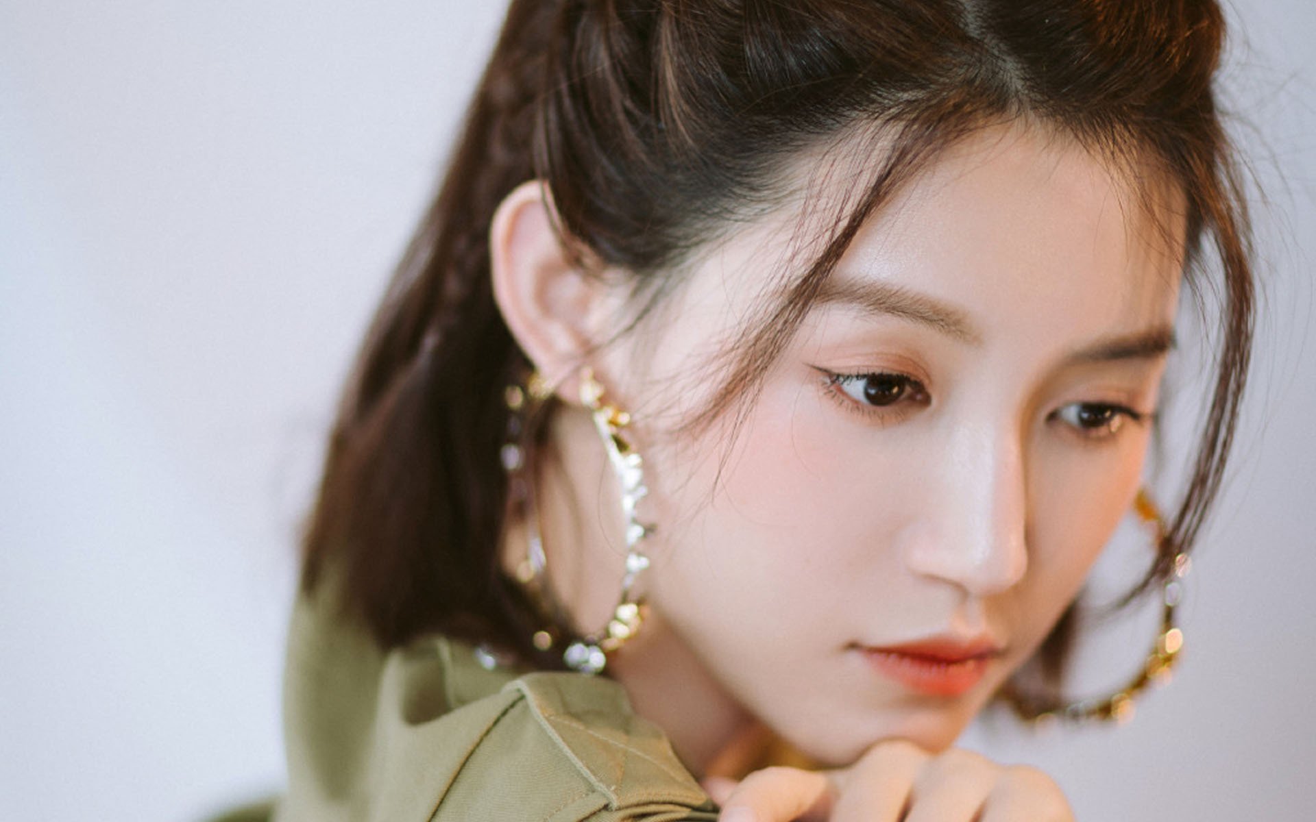 冷夜巴黎!卡塞米罗的惊天远射,如何点燃了勒沃库森的赛场?